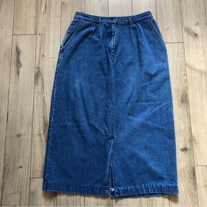 Women’s Vintage Daniel Hecter Blue Denim Long maxi skirt size 13